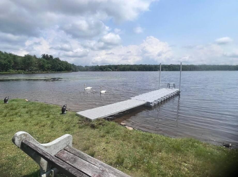 Hideaway - Lakehouse/Spa/Dock/ Pocono Summit Exteriör bild