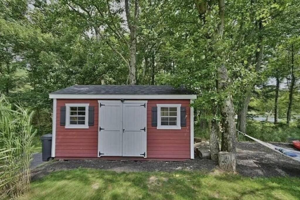 Hideaway - Lakehouse/Spa/Dock/ Pocono Summit Exteriör bild