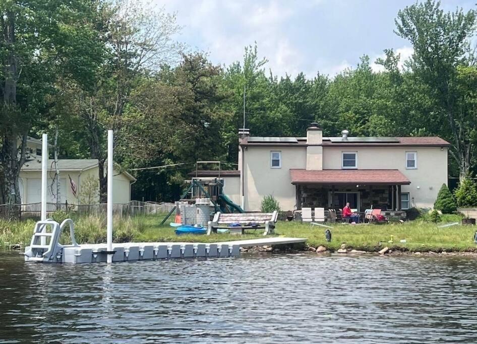 Hideaway - Lakehouse/Spa/Dock/ Pocono Summit Exteriör bild