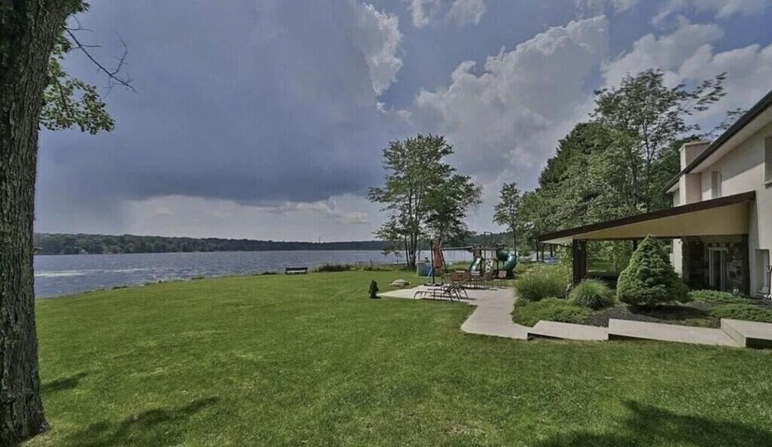 Hideaway - Lakehouse/Spa/Dock/ Pocono Summit Exteriör bild