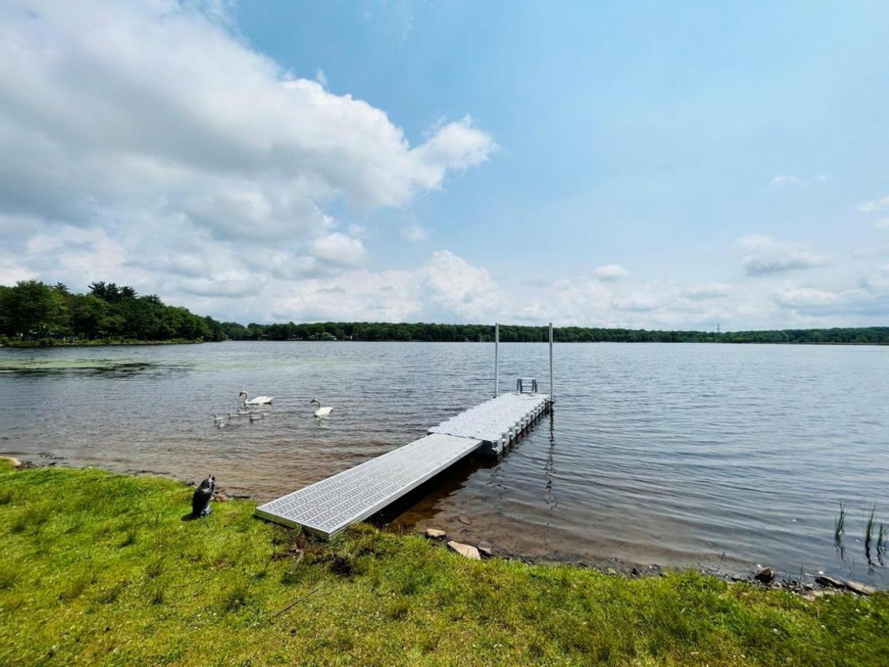 Hideaway - Lakehouse/Spa/Dock/ Pocono Summit Exteriör bild