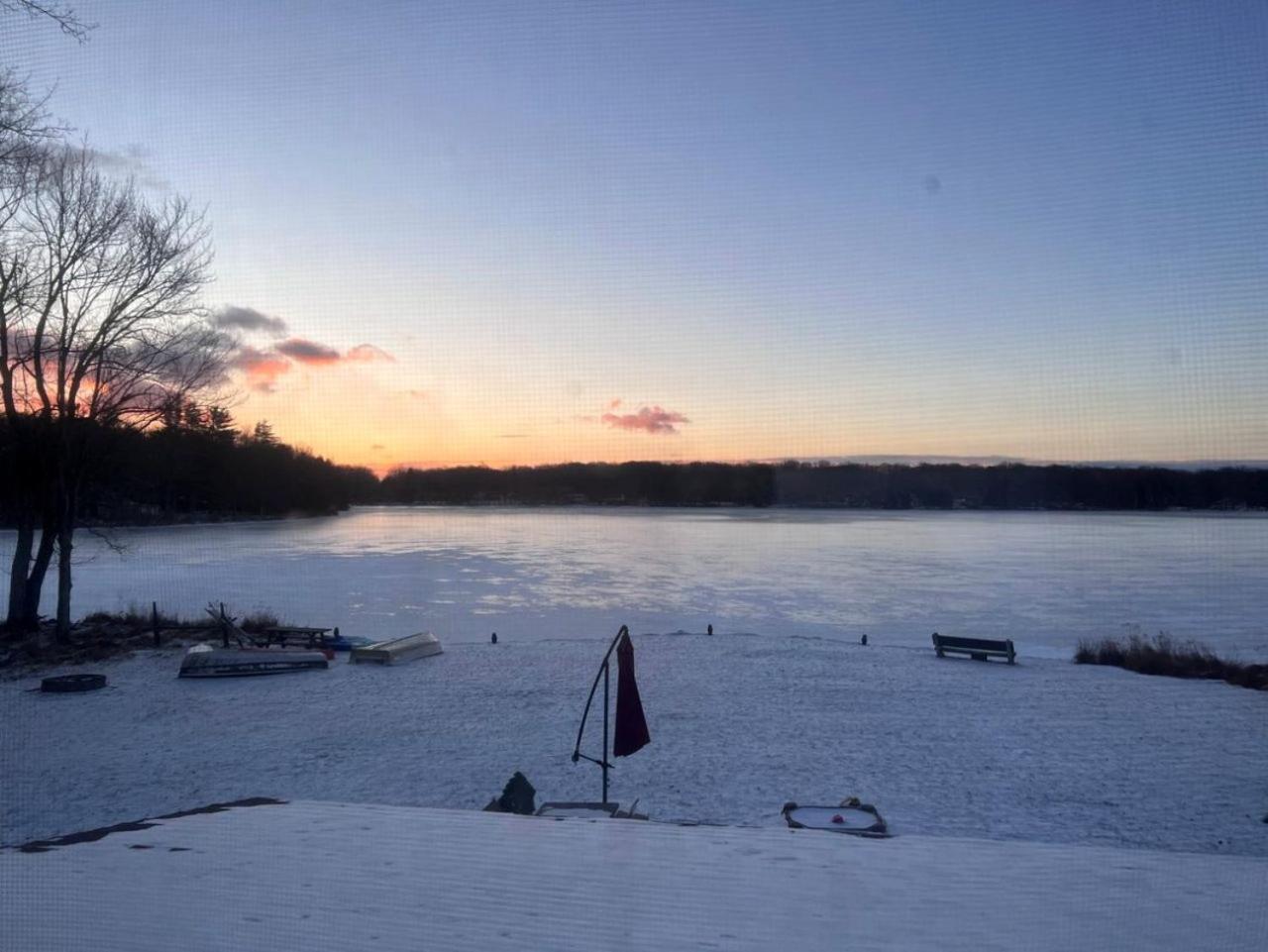 Hideaway - Lakehouse/Spa/Dock/ Pocono Summit Exteriör bild